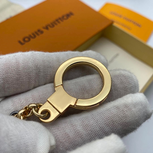 ブランドキーホルダー角部分ディテール